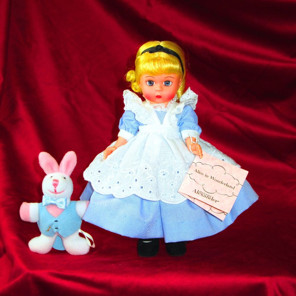Madame Alexander Alice in Wonderland Doll Storyland Collectible 30665